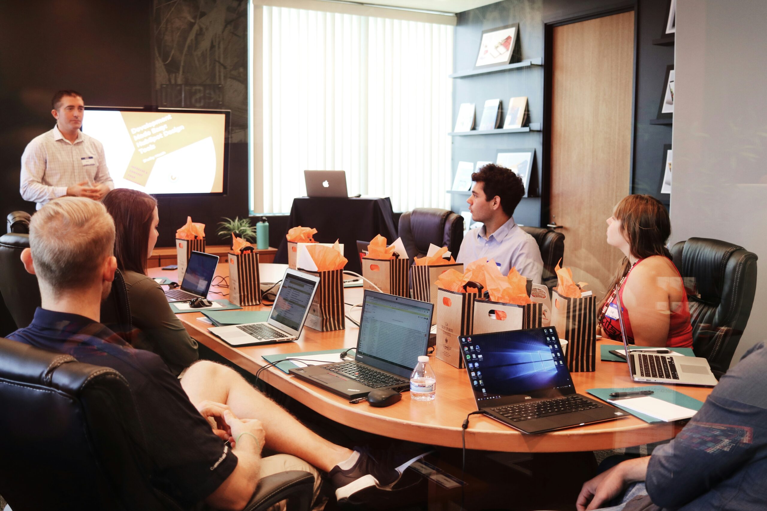 campaign-creators-gMsnXqILjp4-unsplash Training